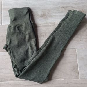 Alphalete Revival leggings size XS